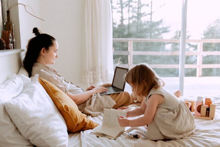 Filipina Mavericks: The Ultimate Guide to Freelancing for Stay-at-Home Moms